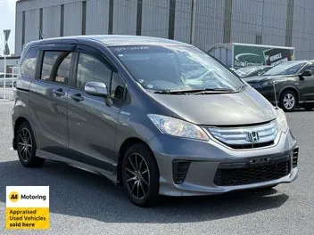 Honda Freed 2012 photo 2