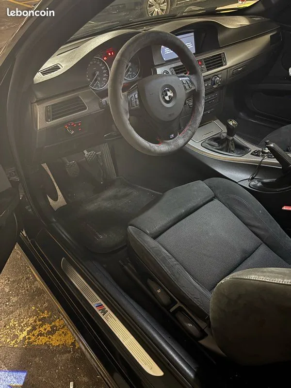 BMW 3 Series 2009 photo 3