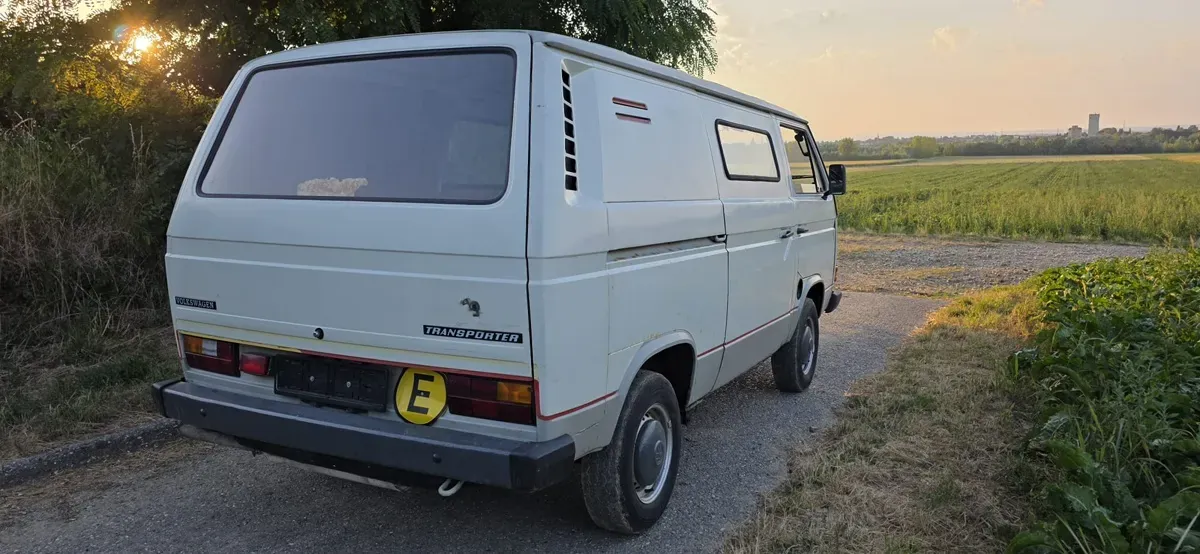 Volkswagen T3 1979 photo 3
