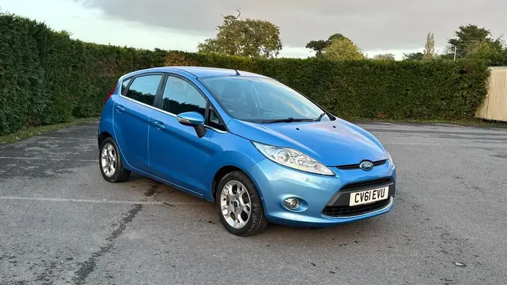 Ford Fiesta 2011 photo 3