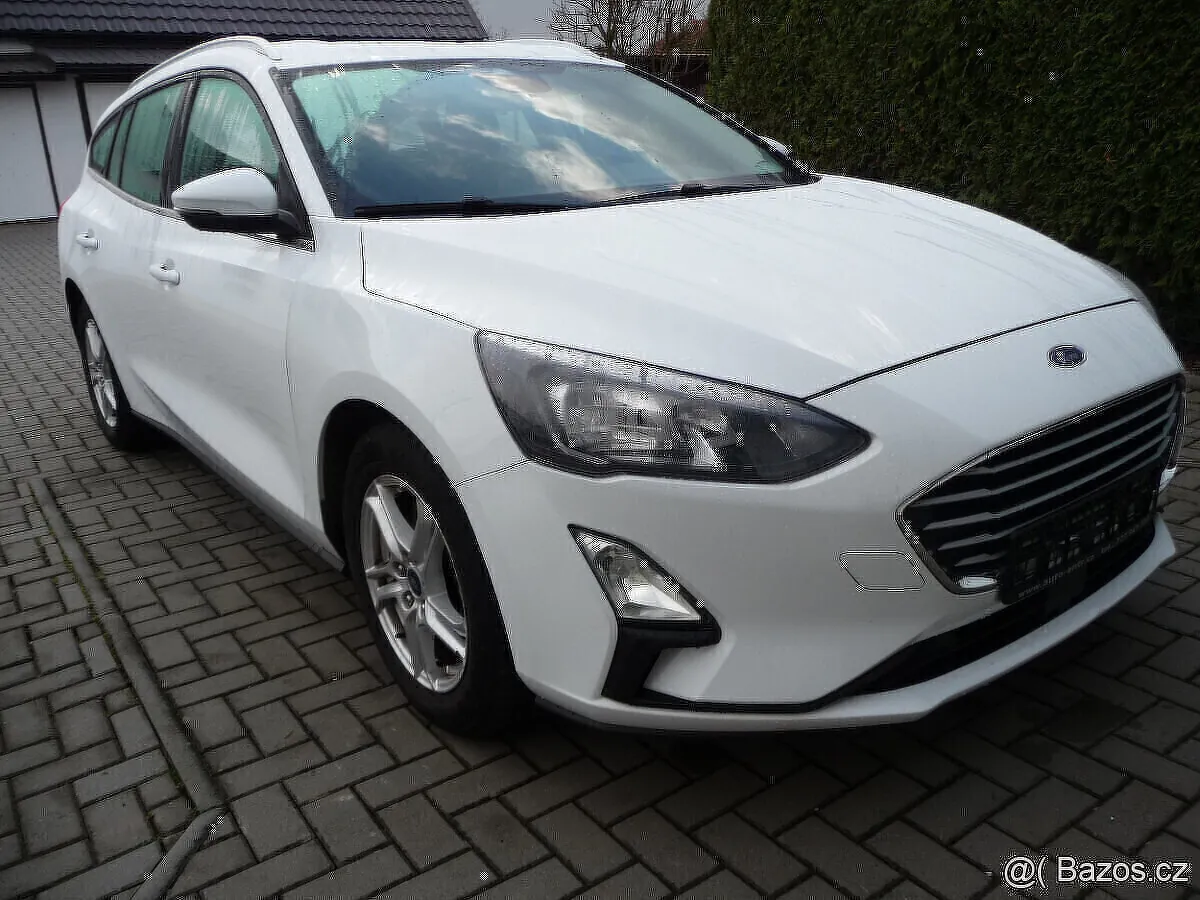 Ford Focus 2022 photo 3
