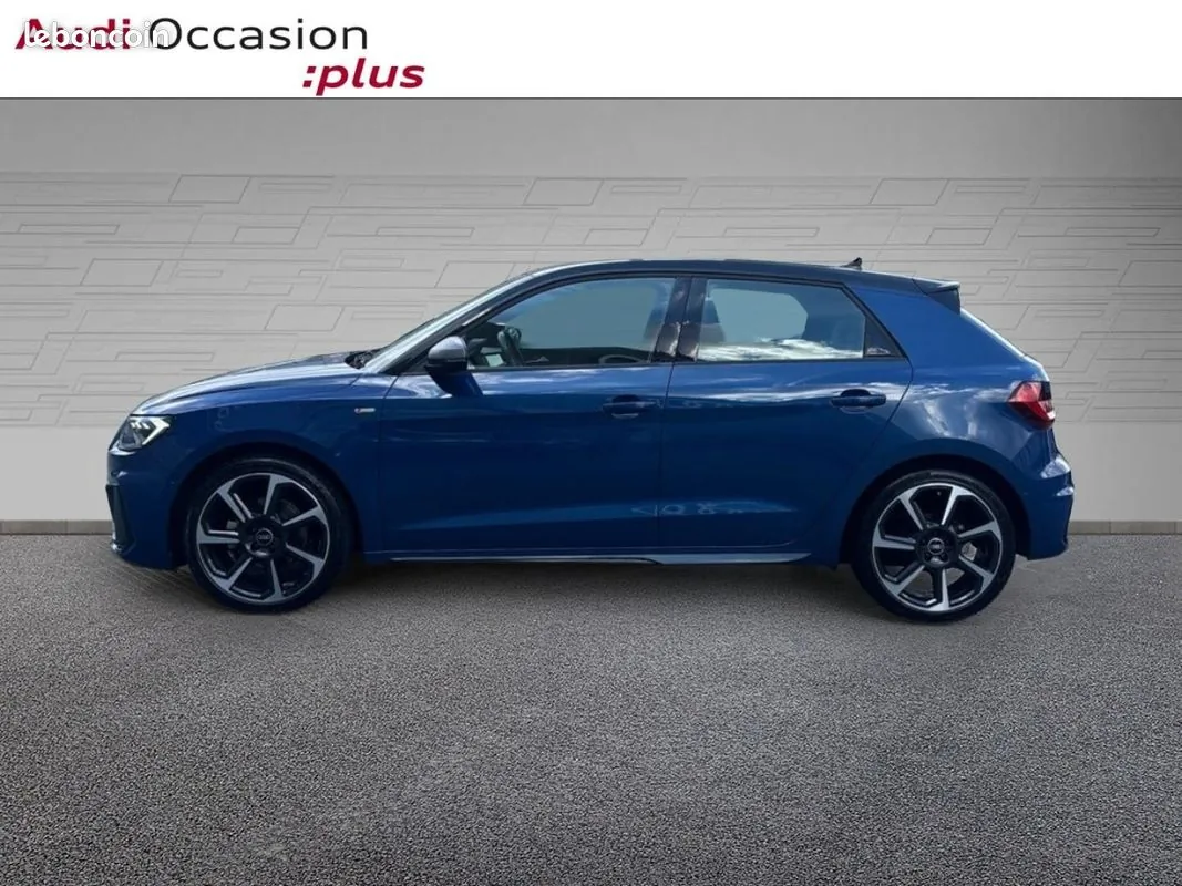 Audi A1 2023 photo 2