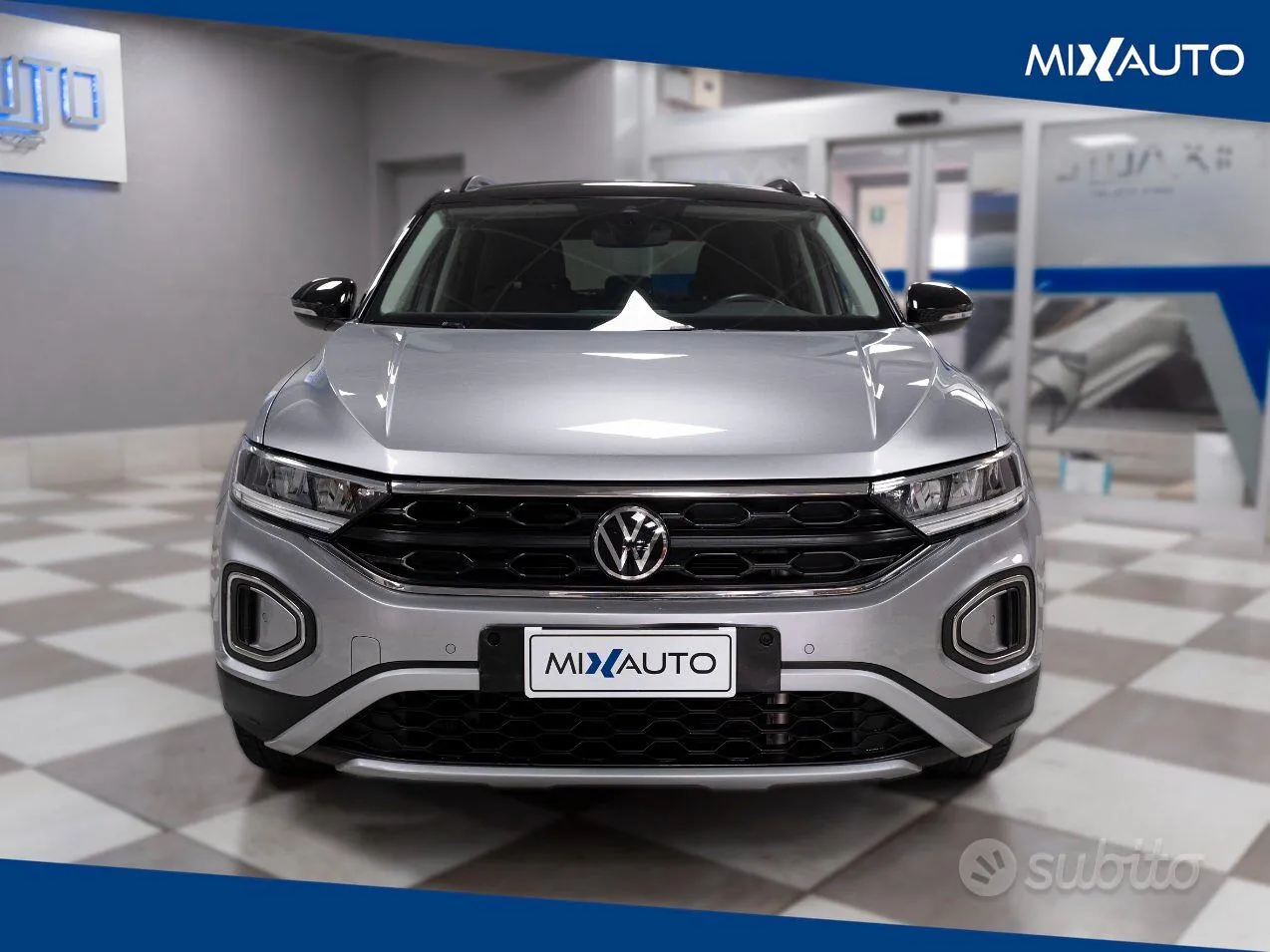 Volkswagen T-Roc 2023 photo 2
