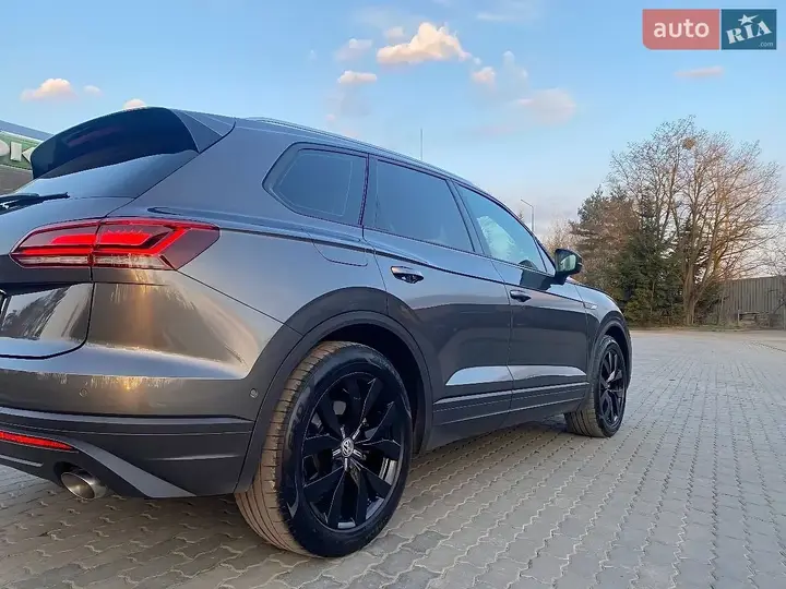 Volkswagen Touareg 2023 photo 5