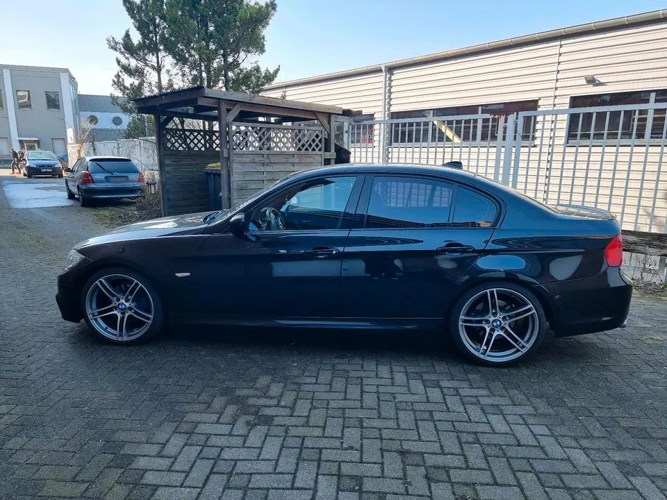 BMW 325I