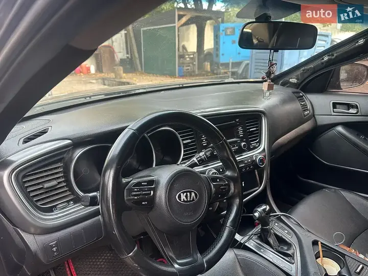 Kia K5 2013 photo 5