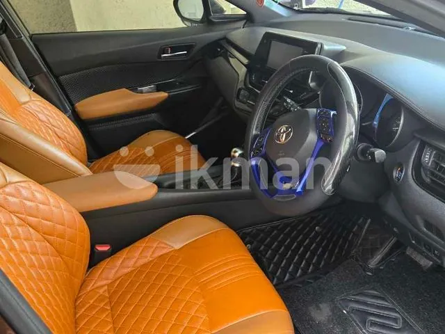 Toyota C-Hr 2018 photo 3