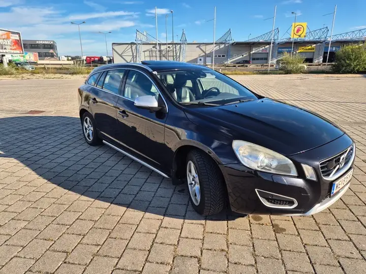 Volvo V60 2011 photo 3