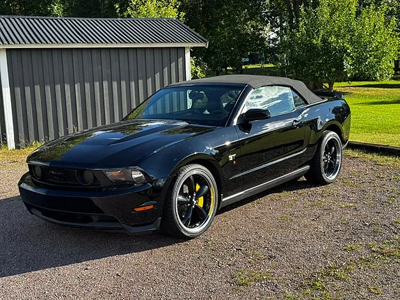 Ford Mustang 2010 photo 3