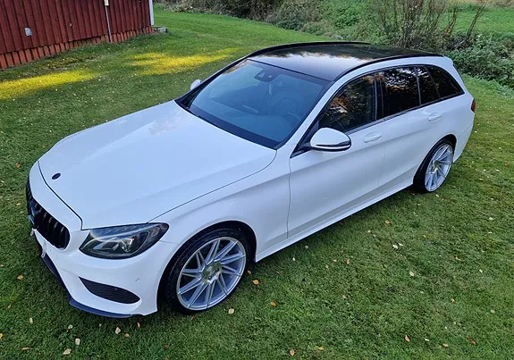 Mercedes-Benz C220