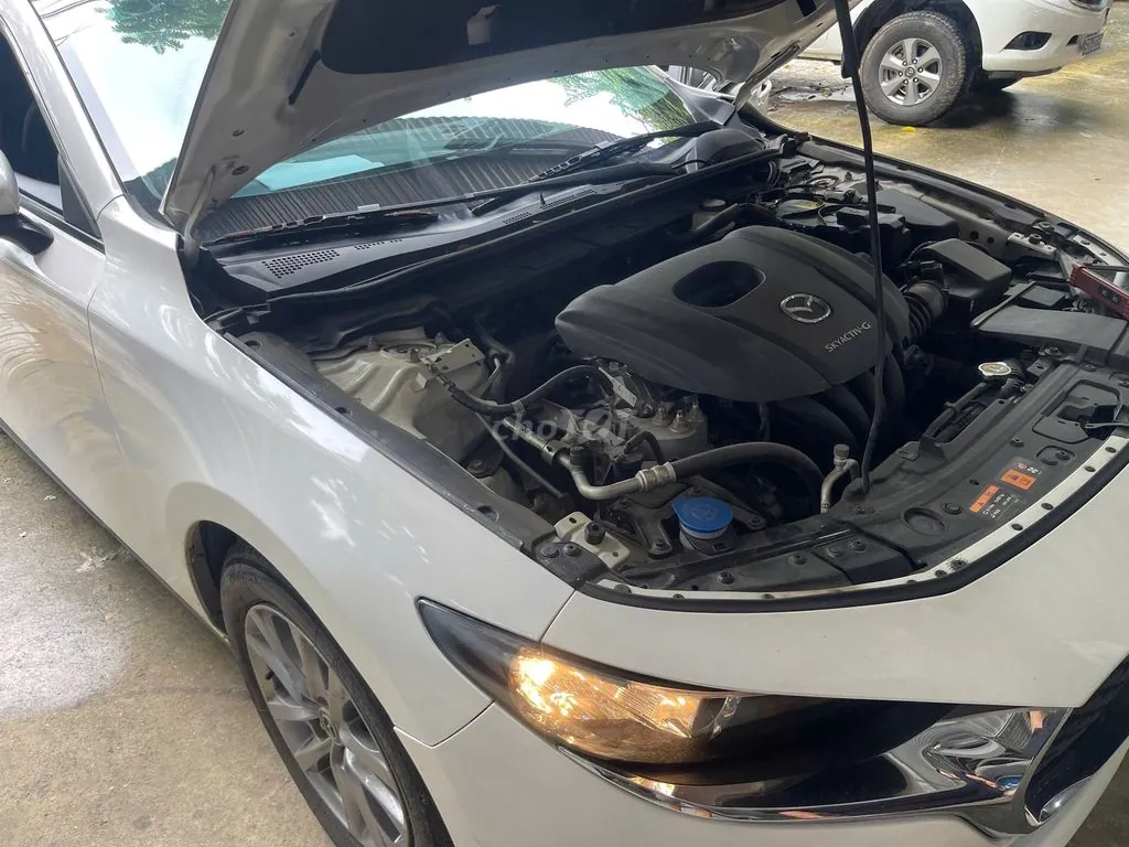 Mazda 3 2021 photo 2