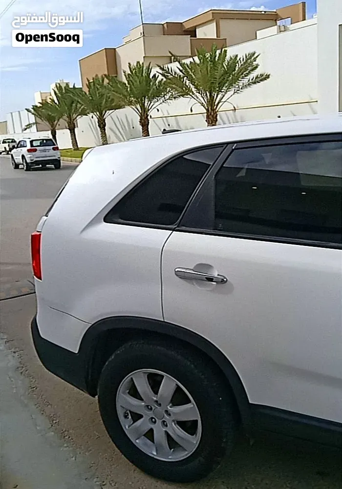 Kia Sorento 2012 photo 3