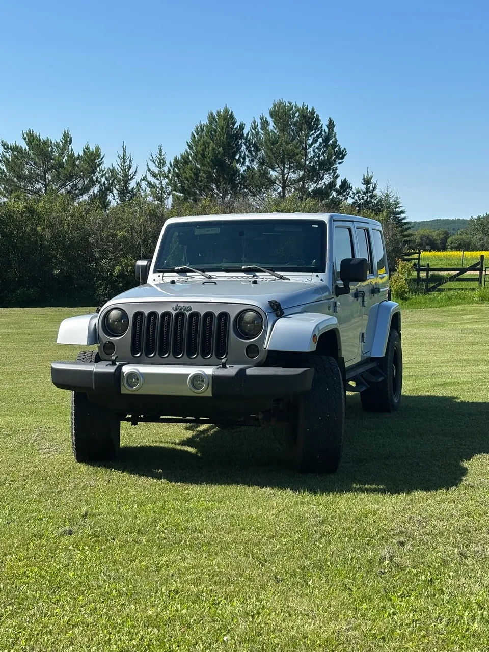 Jeep Wrangler Unlimited 2011 photo 3