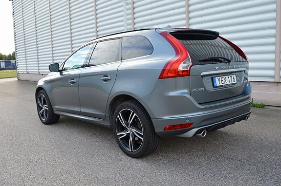 Volvo Xc60 2017 photo 4