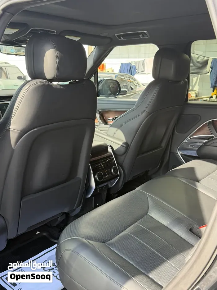 Land Rover Range Rover Vogue Se 2023 photo 4