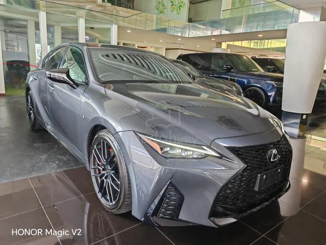 Lexus Is300