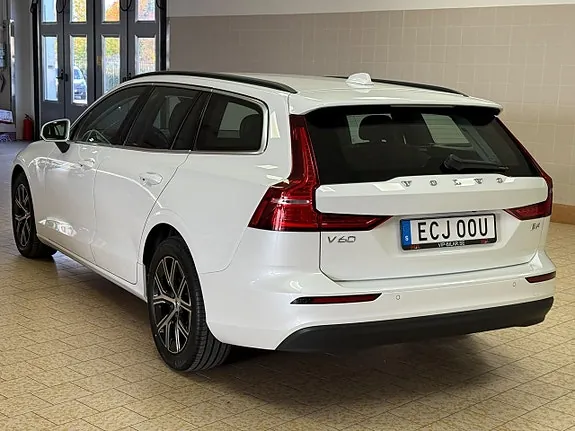 Volvo V60 2023 photo 5
