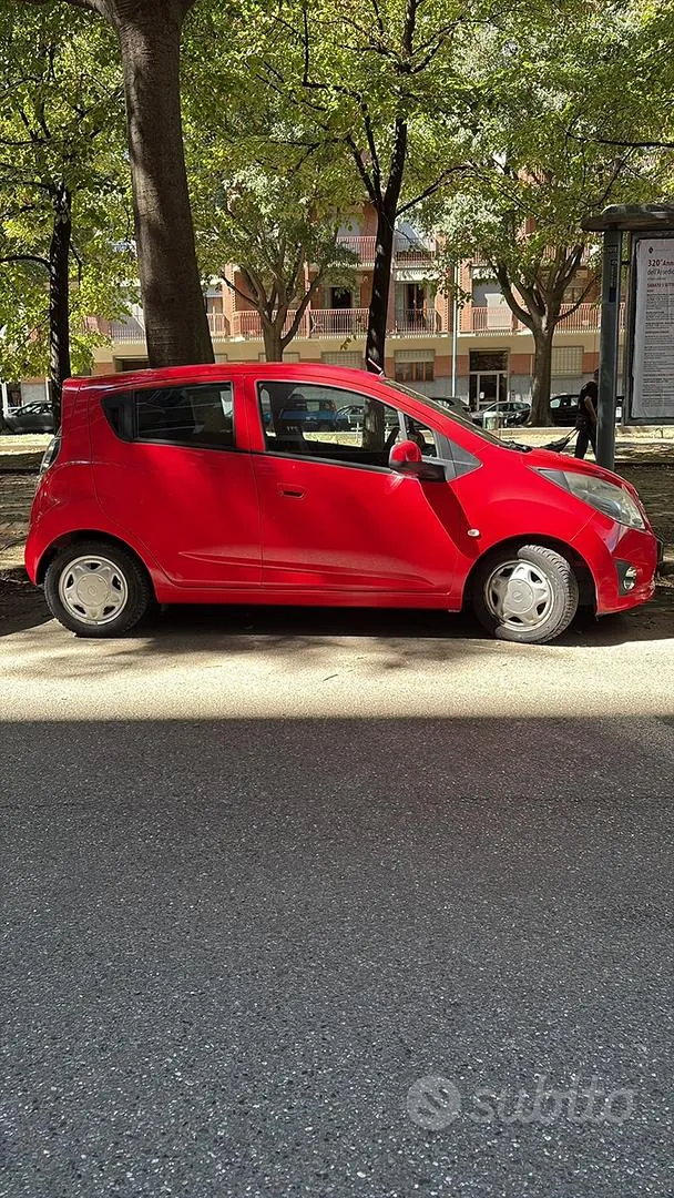 Chevrolet Spark 2012 photo 2