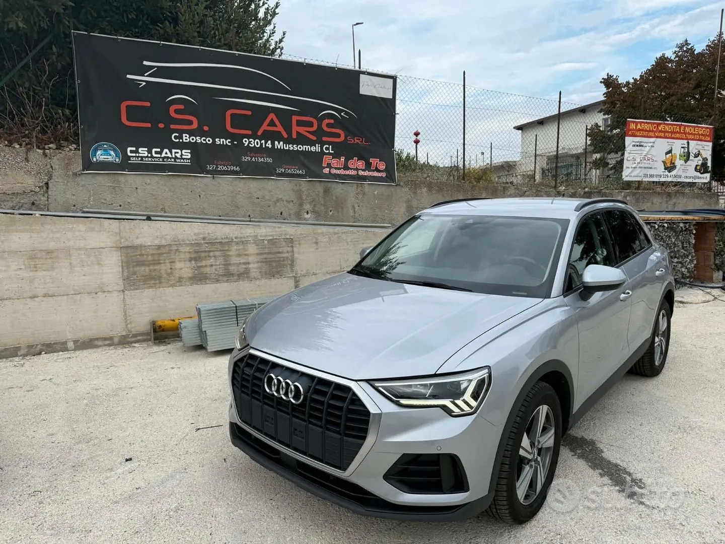 Audi Q3 2021 photo 2
