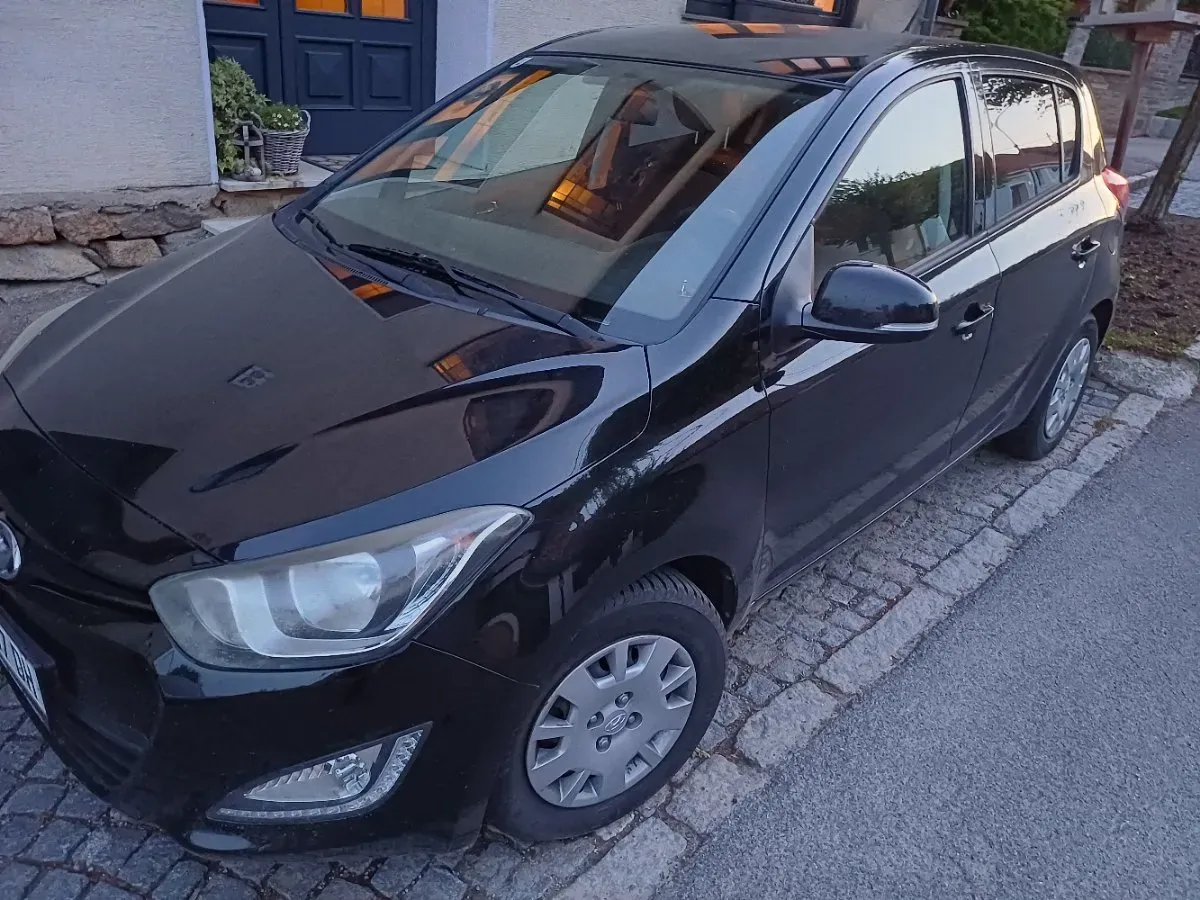 Hyundai I20 2014 photo 3