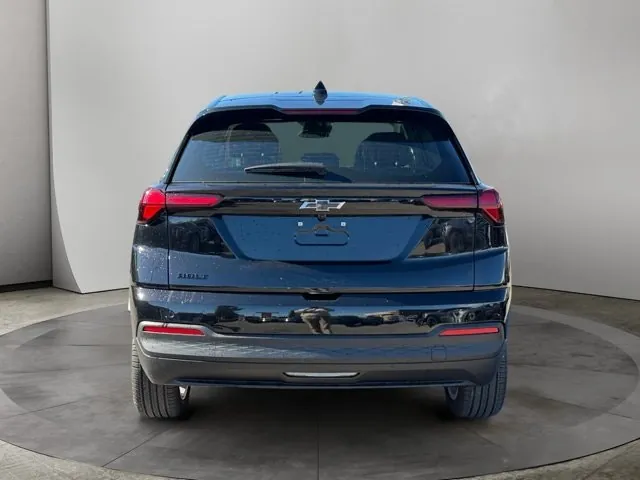 Chevrolet Bolt 2027 photo 4