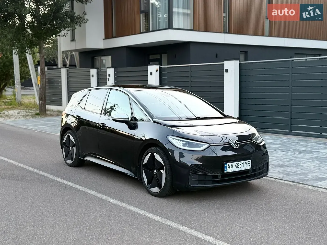 Volkswagen Id.3 2020 photo 2