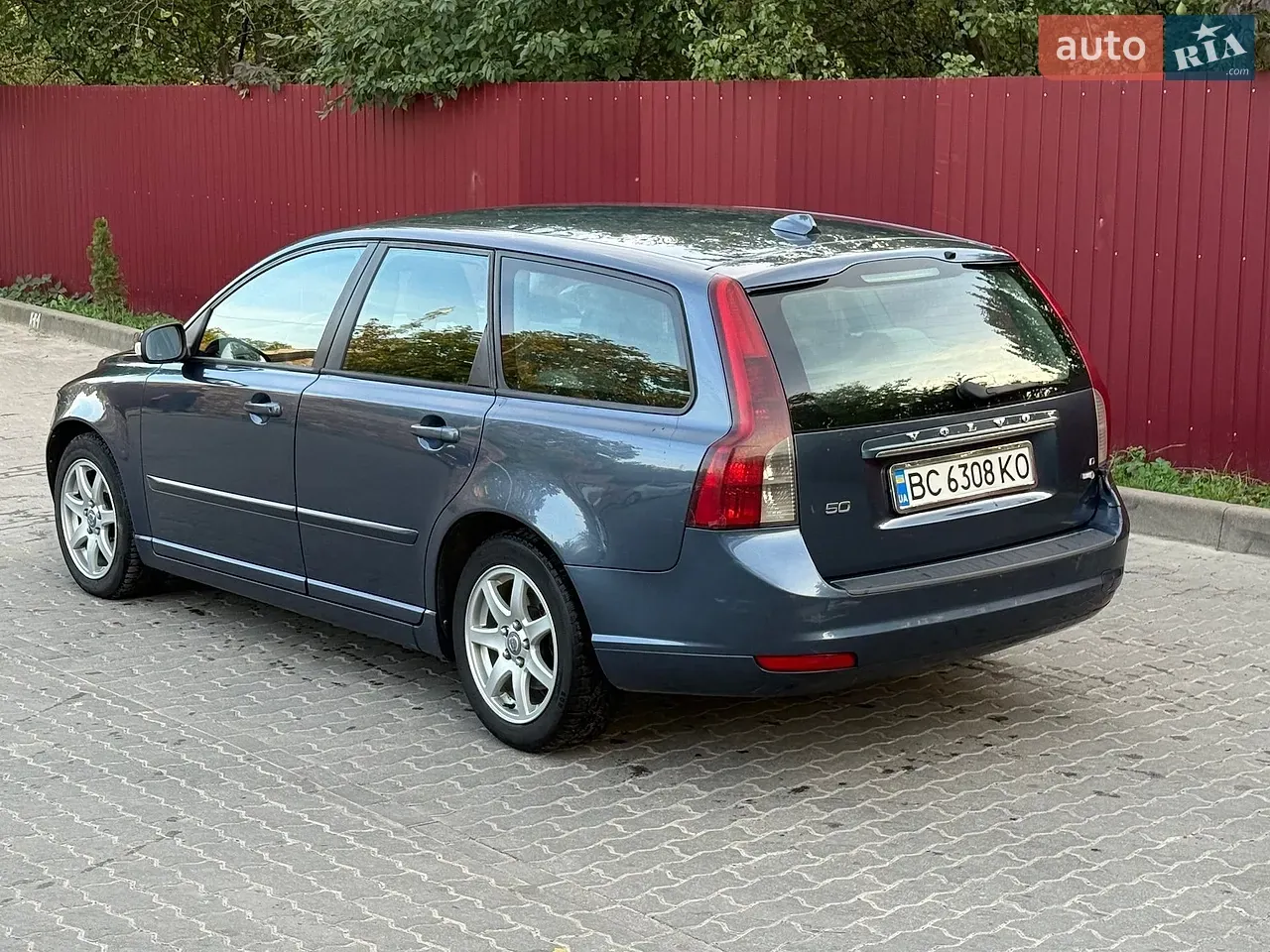 Volvo V50 2010 photo 5