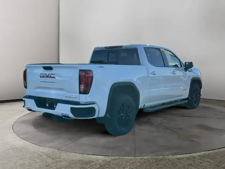 GMC Sierra 1500 2026 photo 5