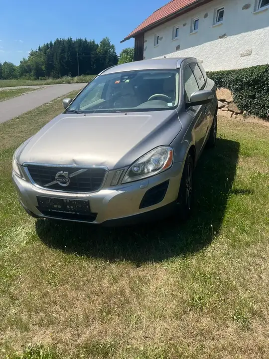 Volvo Xc60 2011 photo 2