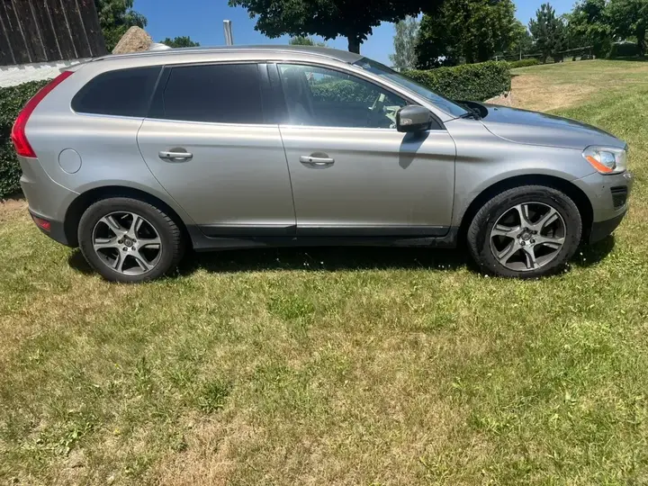 Volvo Xc60 2011 photo 3