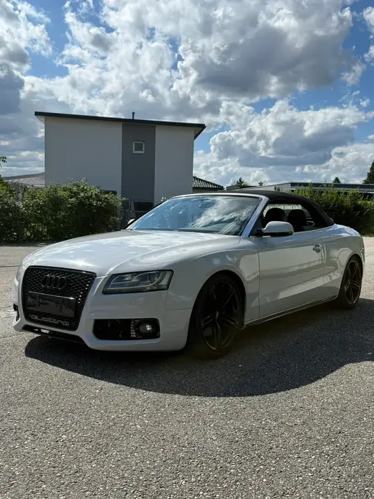 Audi A5 2011 photo 3