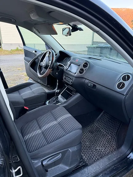 Volkswagen Tiguan 2011 photo 5
