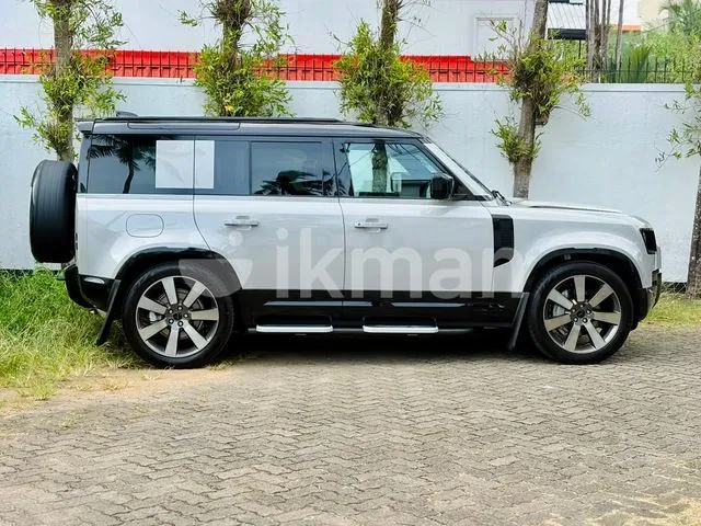 Land Rover Defender 2026 photo 4