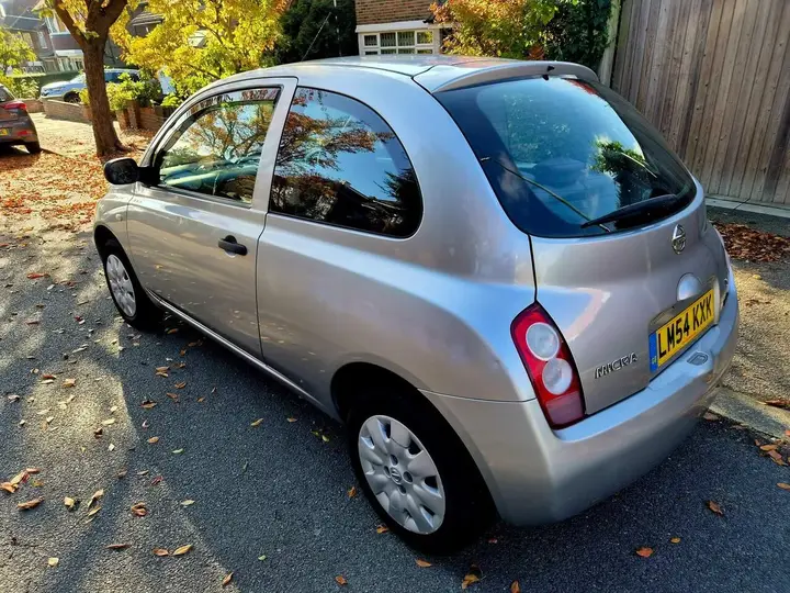 Nissan Micra 2005 photo 5
