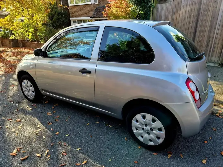 Nissan Micra 2005 photo 4
