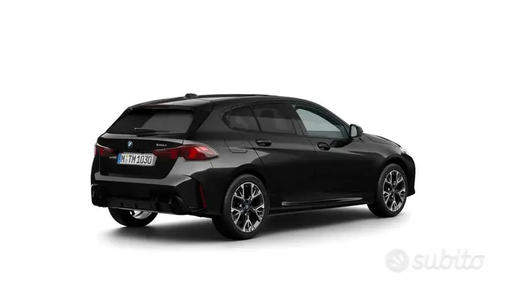 BMW 120D photo 4