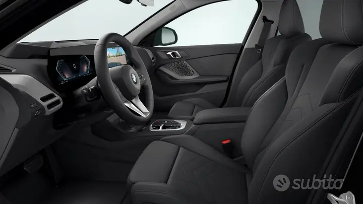 BMW 120D photo 2