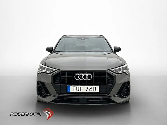 Audi Q3 2019 photo 2