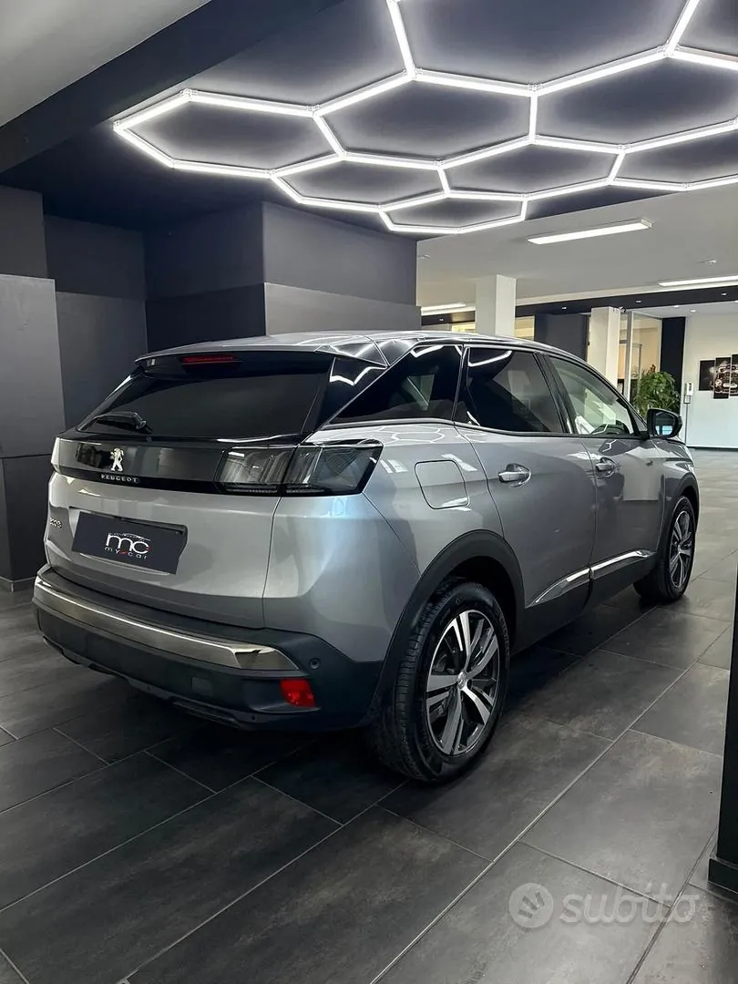 Peugeot 3008 2022 photo 3