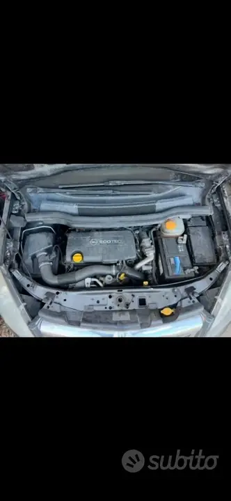 Opel Zafira 2009 photo 4