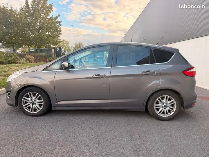 Ford C-Max 2013 photo 2