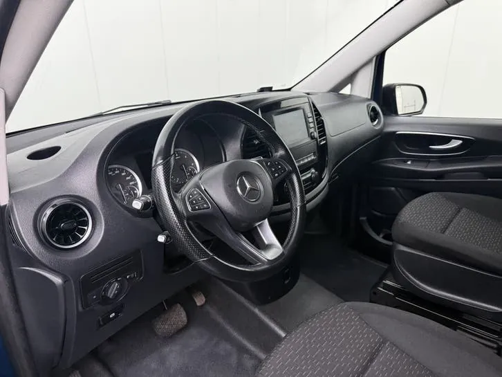 Mercedes-Benz Vito 2022 photo 3
