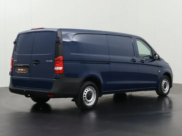 Mercedes-Benz Vito 2022 photo 2