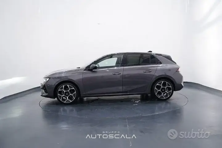 Opel Astra 2024 photo 3