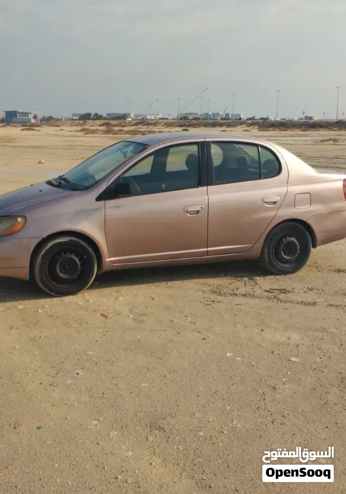 Toyota Echo 2001 photo 4