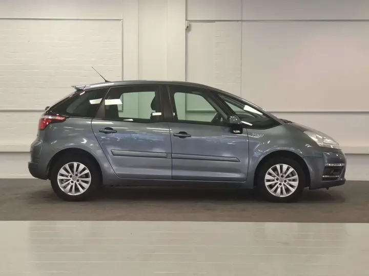 Citroen C4 Picasso 2011 photo 4