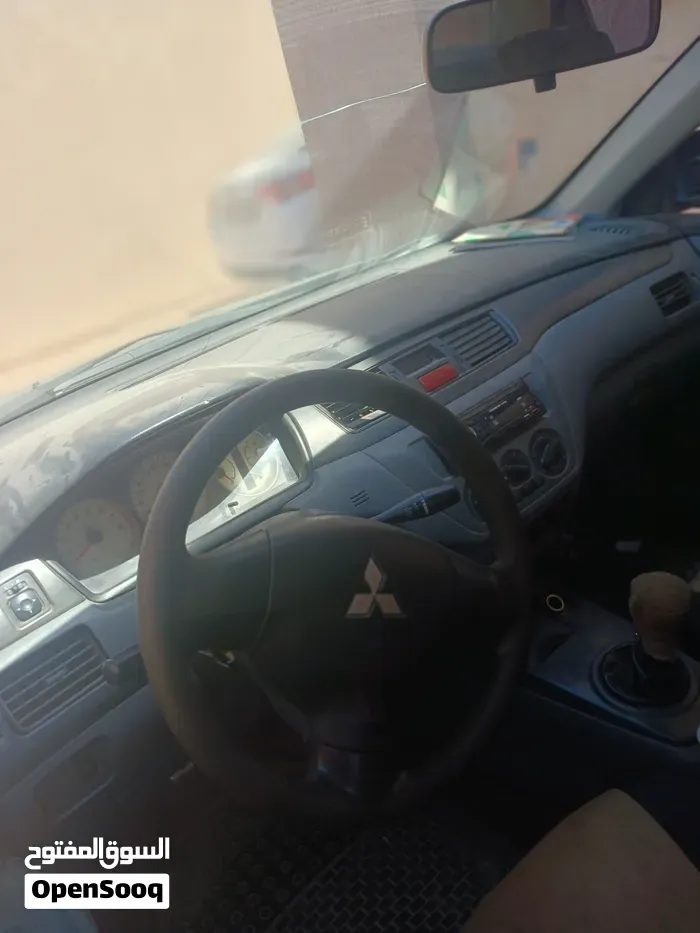 Mitsubishi Lancer 2010 photo 3