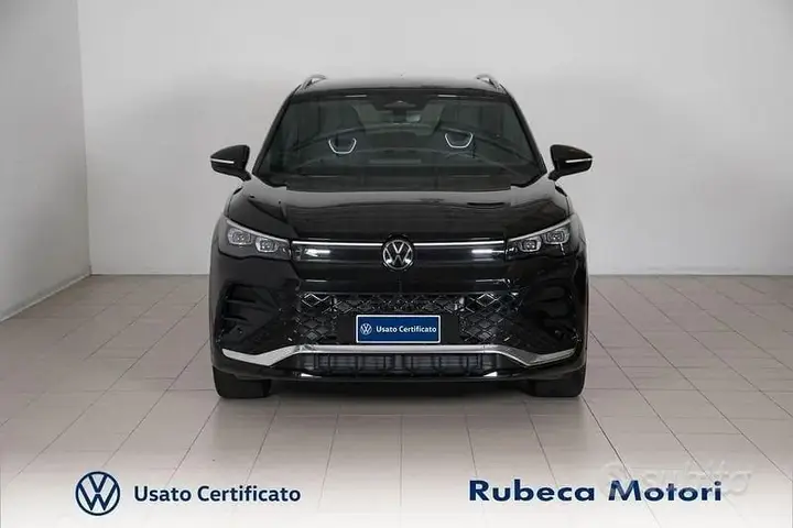 Volkswagen Tiguan 2025 photo 2