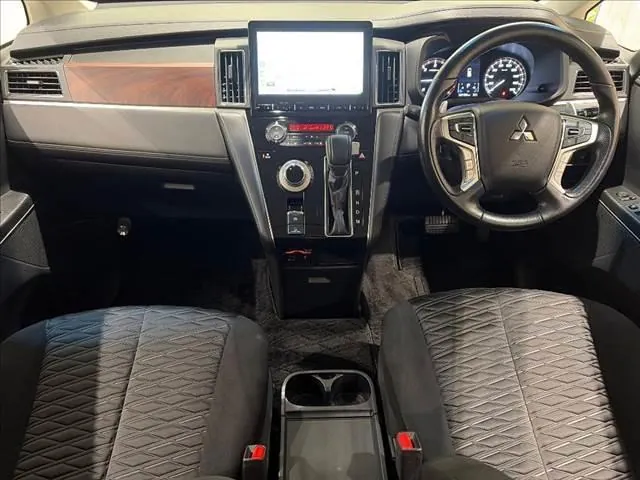 Mitsubishi Delica D:5 G Power Package 4Wd Diesel Turbo 2019 photo 3