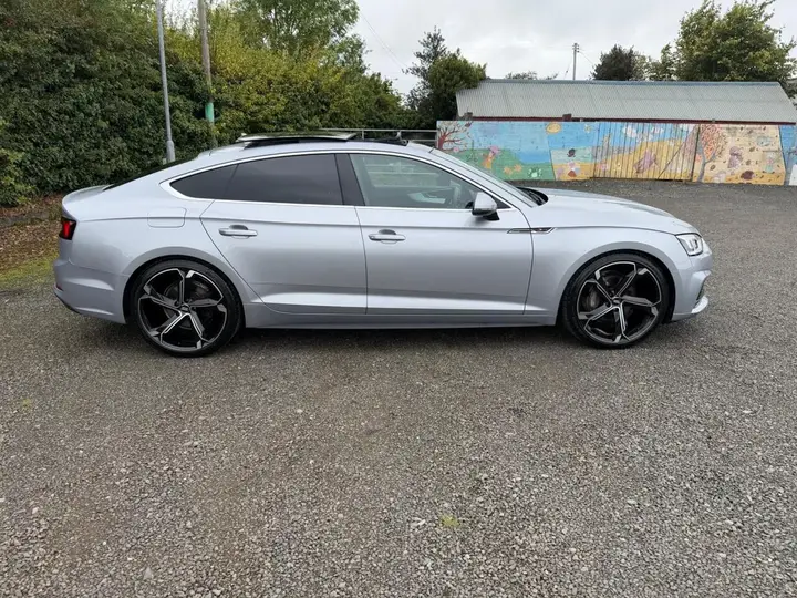 Audi A5 2017 photo 4